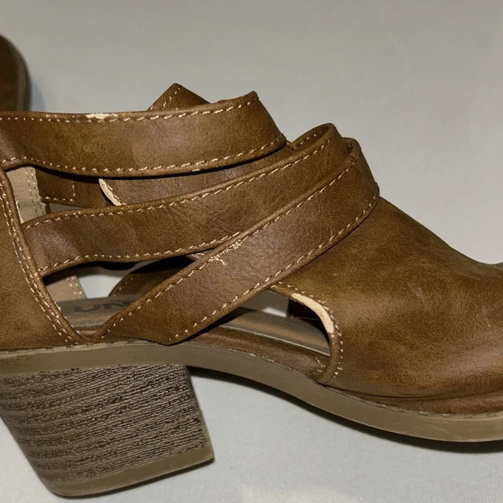 UNR8TED Girl's Brown Ankle Boots With Heel Size 1